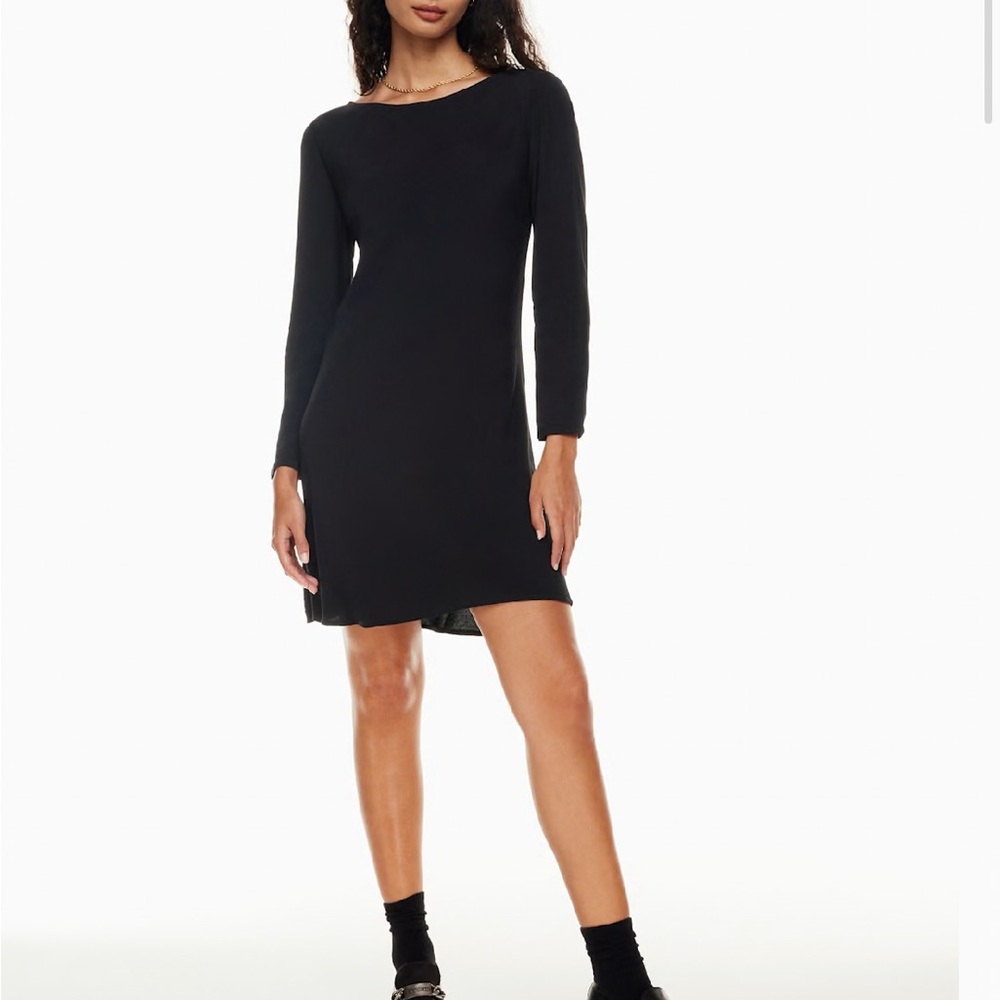 Aritzia Sunday Best Black Long Sleeve Dress